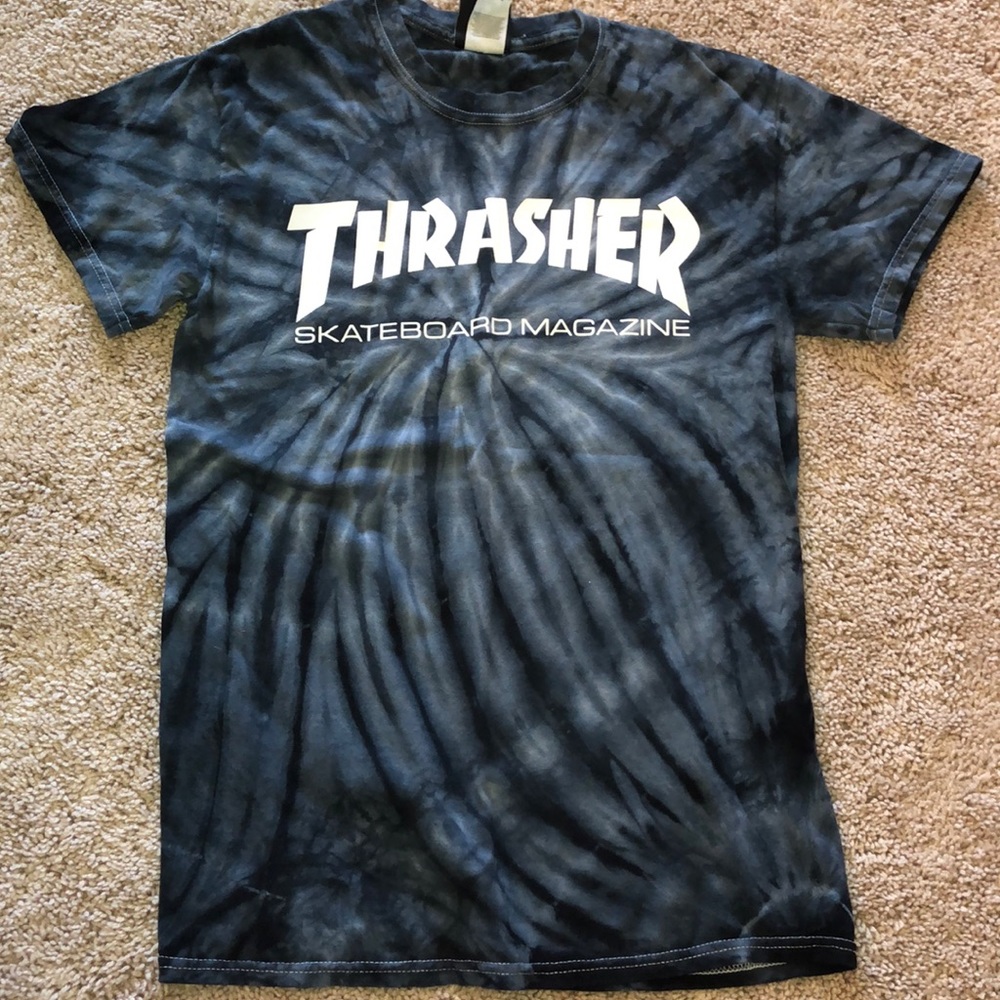 never worn thrasher tee!